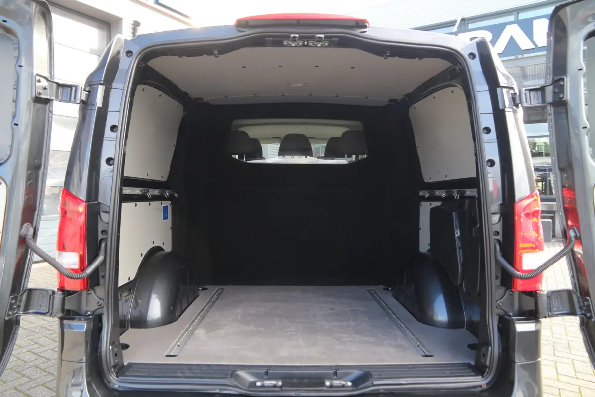 119 CDI | DC | 4Matic / 4x4 | Camera | Cruise | Airco..