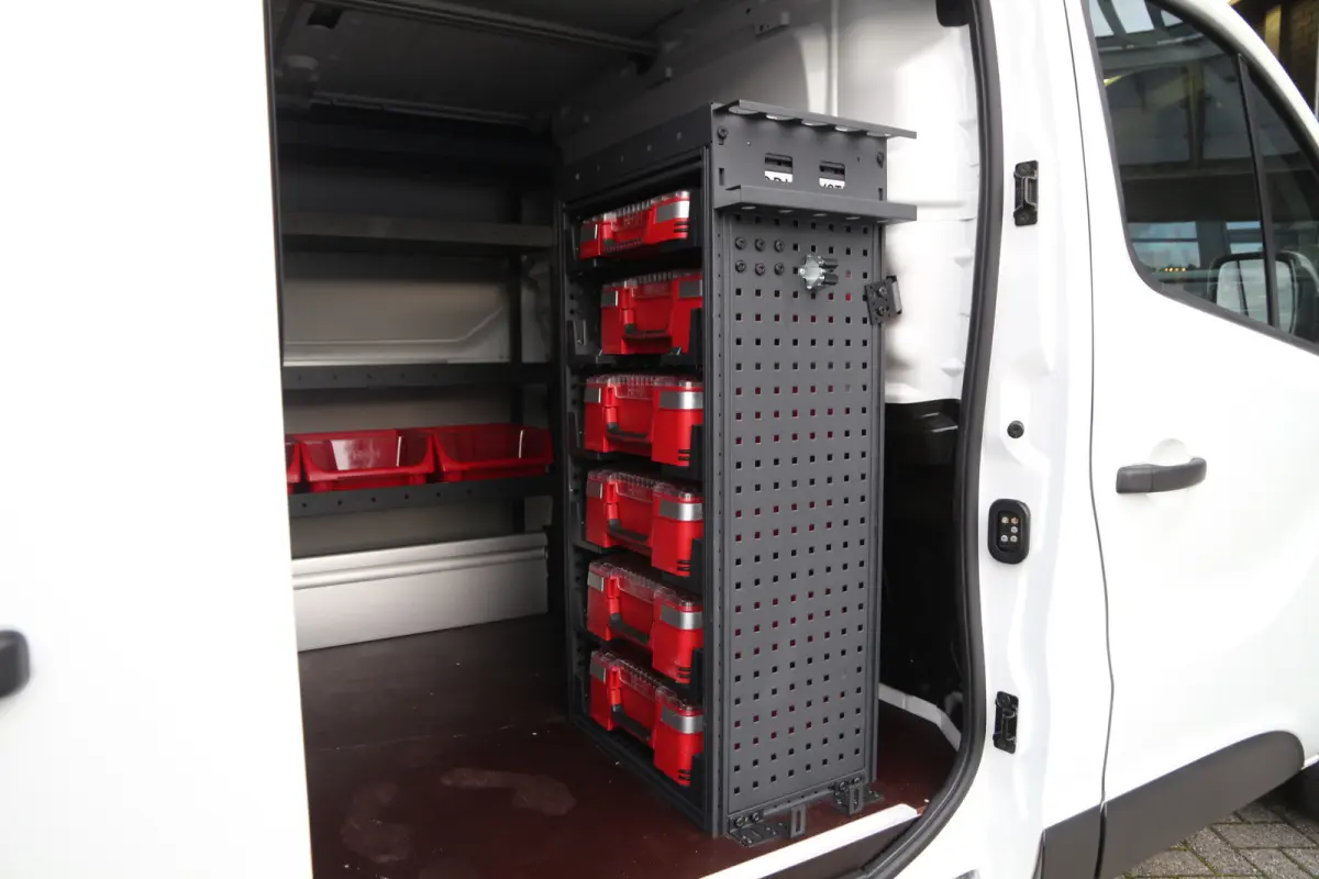 2.0 DCI 130 | L1H1 | Werkplaats inrichting | Navi | Clima..