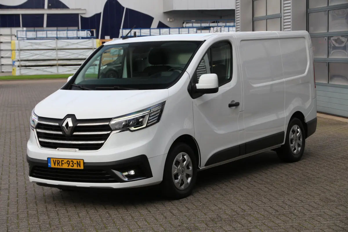 2.0 DCI 130 | L1H1 | Werkplaats inrichting | Navi | Clima..