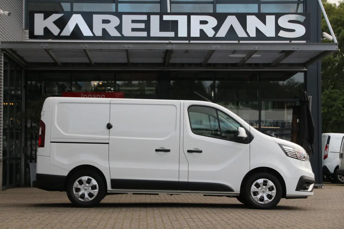 2.0 DCI 130 | L1H1 | Werkplaats inrichting | Navi | Clima..