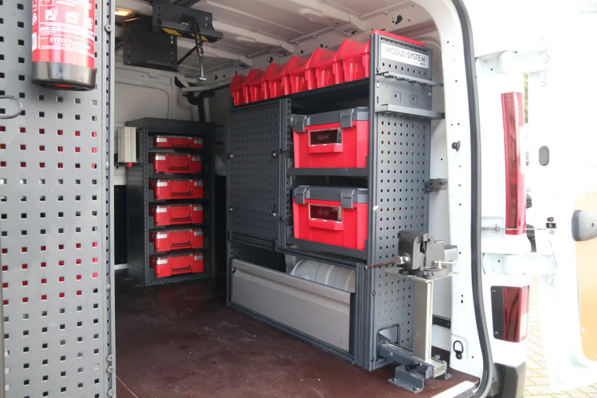 2.0 DCI 130 | L1H1 | Werkplaats inrichting | Navi | Clima..