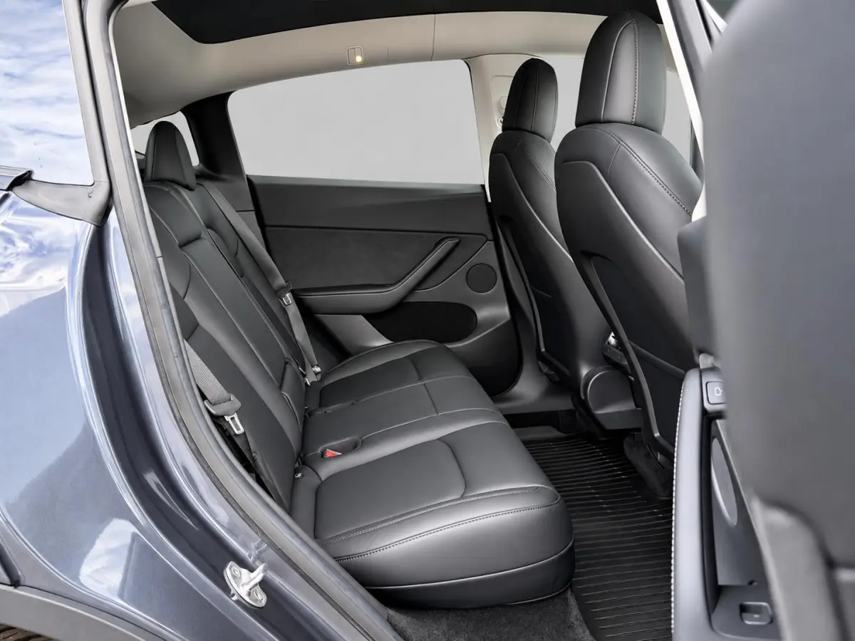 Long Range AWD 75 kWh SOH 92,7% | Autopilot | 20'' LM ( € 2.300 ) | 3 Fase | Stoelverwarming Voor & Achter |  Panoramadak |