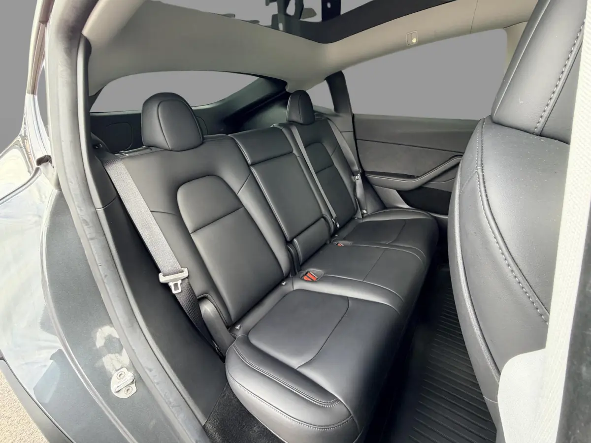 Long Range AWD 75 kWh SOH 92,7% | Autopilot | 20'' LM ( € 2.300 ) | 3 Fase | Stoelverwarming Voor & Achter |  Panoramadak |
