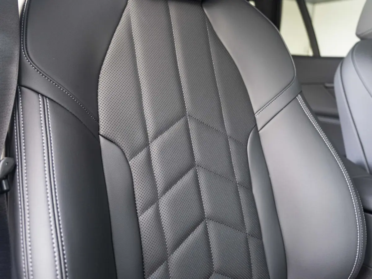 530e | M Sportpakket Pro | Comfort Access | Driving Assistant Professional | 20 inch | Panoramadak | Harman Kardon | Stuurwielrand verwarmd | Trekhaak