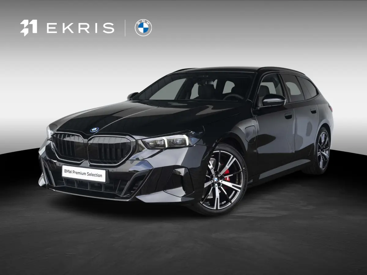 530e | M Sportpakket Pro | Comfort Access | Driving Assistant Professional | 20 inch | Panoramadak | Harman Kardon | Stuurwielrand verwarmd | Trekhaak