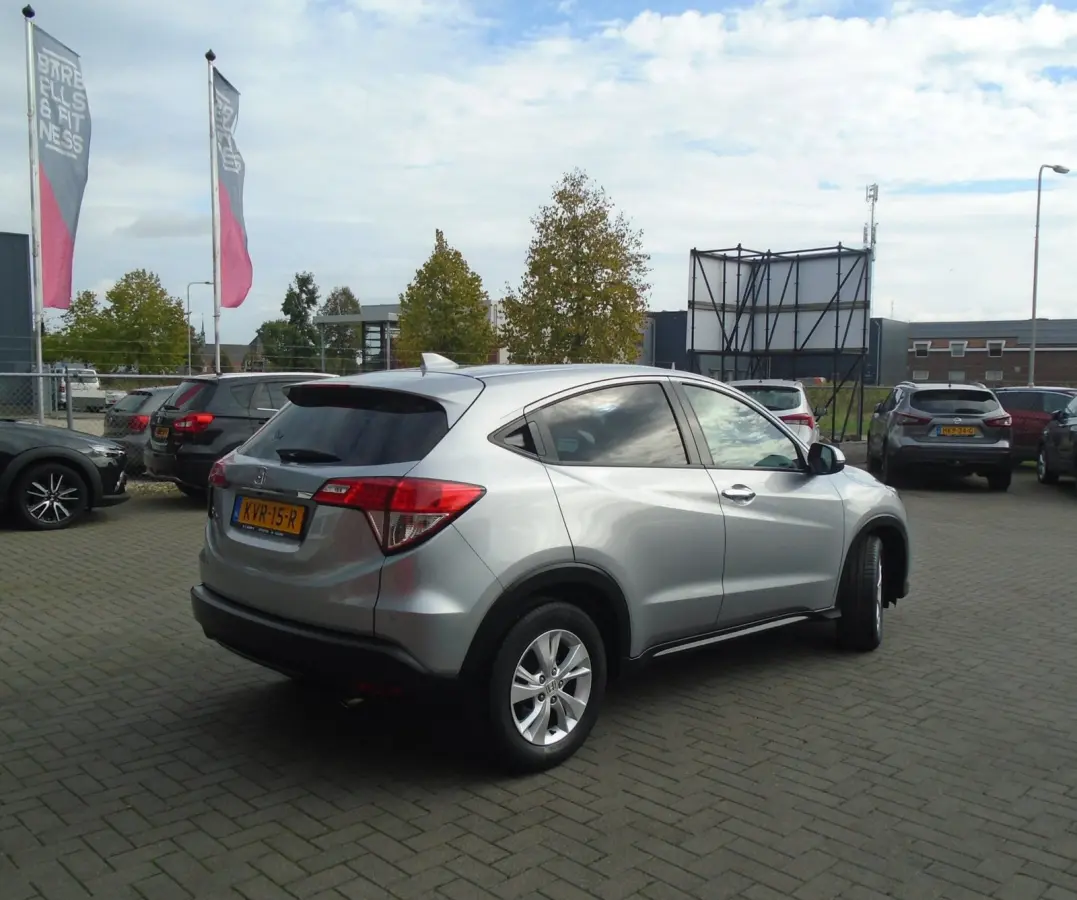 1.5 i-VTEC Business Edition,Automaat,Navi,Camera