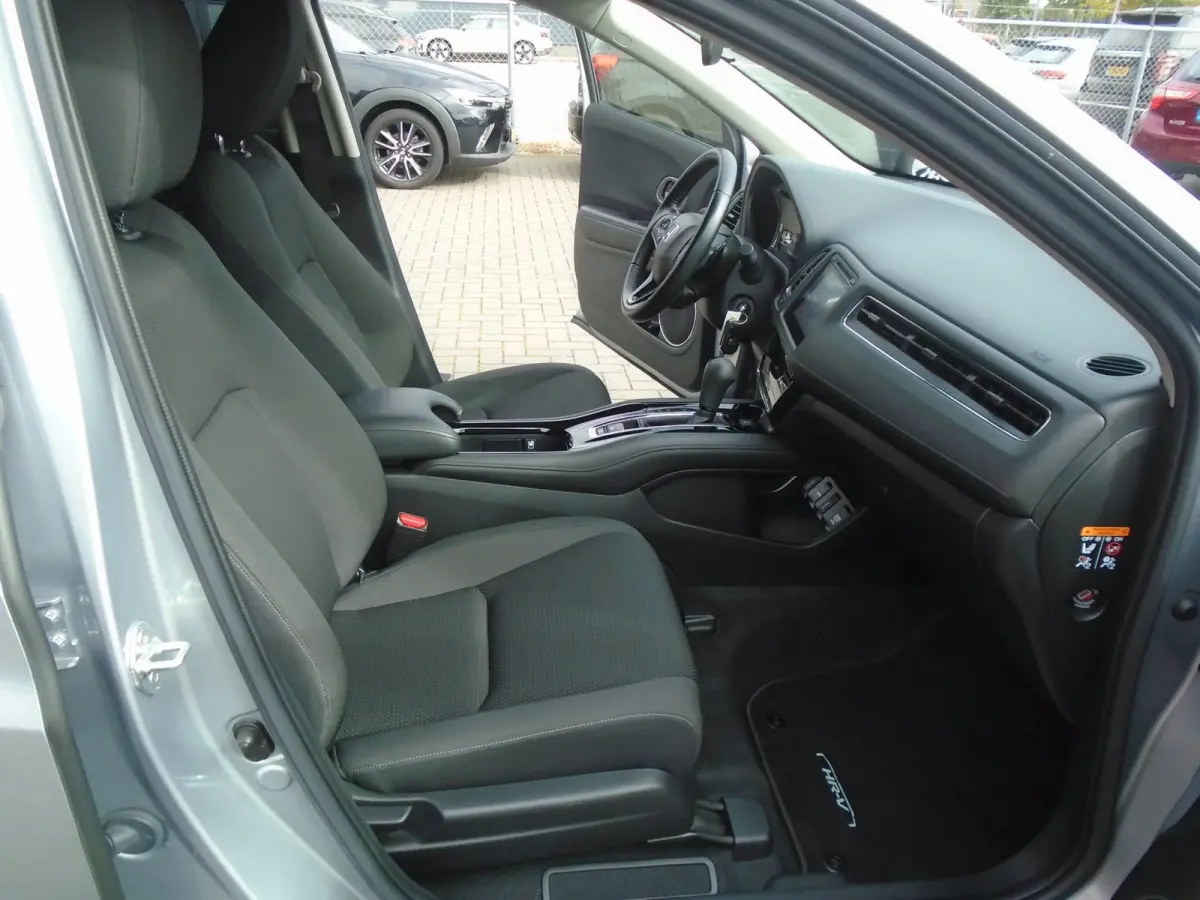 1.5 i-VTEC Business Edition,Automaat,Navi,Camera