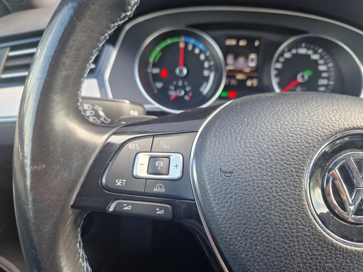 1.4 TSI GTE Highline /Org NL/Pano/Led