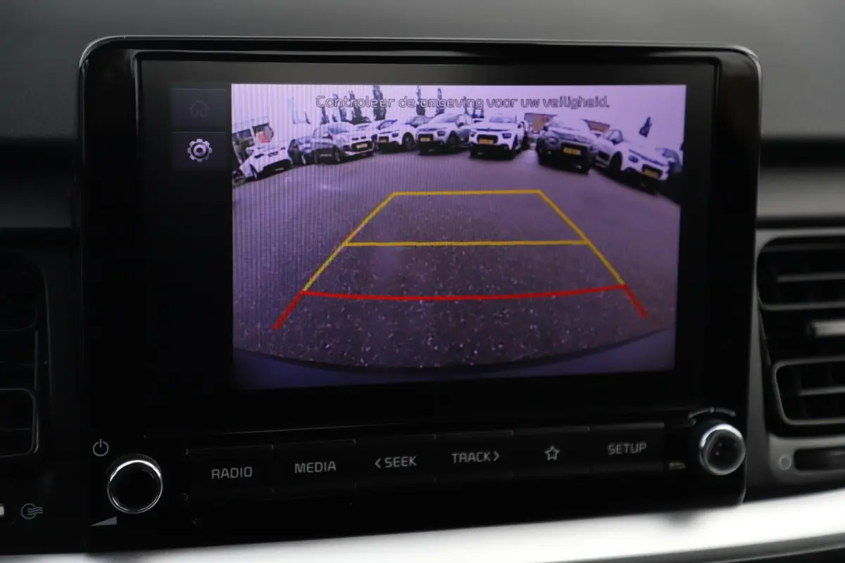 1.0 T-GDi MHEV DynamicLine 101PK Navigatie Achteruitrijcamera Airco Cruise LMV Rijstrooksensor