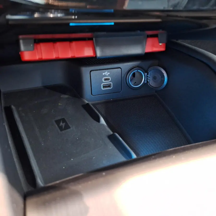 2.5 PHEV ST-Line X | €9150,- Voordeel! | Direct Leverbaar! | Elekt. Trekhaak | Draadloos Laden | BLIS | Adaptive Cruise Control | Stoel/Stuur/Voorruitverwarming |