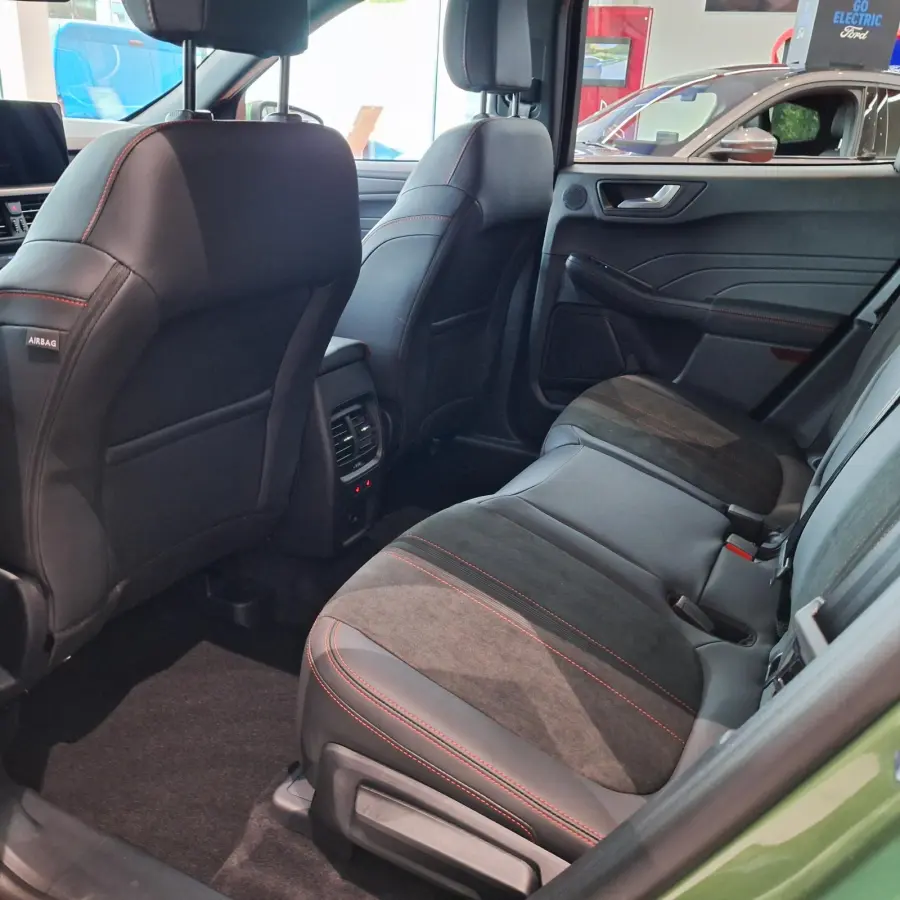 2.5 PHEV ST-Line X | €9150,- Voordeel! | Direct Leverbaar! | Elekt. Trekhaak | Draadloos Laden | BLIS | Adaptive Cruise Control | Stoel/Stuur/Voorruitverwarming |