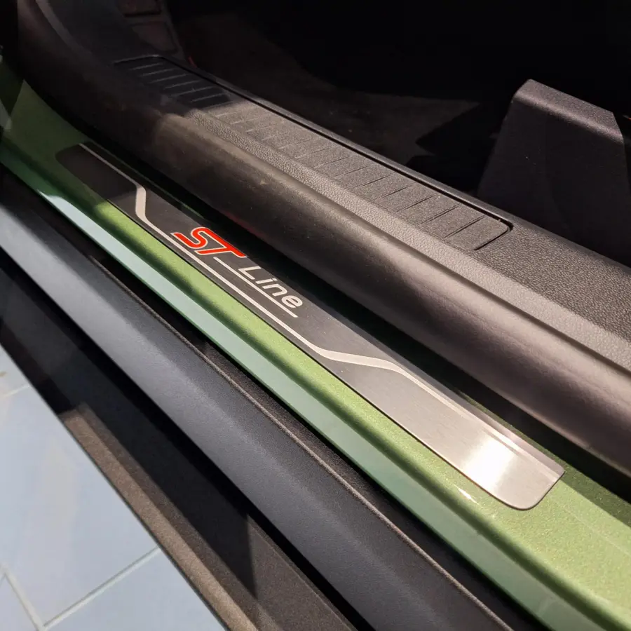 2.5 PHEV ST-Line X | €9150,- Voordeel! | Direct Leverbaar! | Elekt. Trekhaak | Draadloos Laden | BLIS | Adaptive Cruise Control | Stoel/Stuur/Voorruitverwarming |