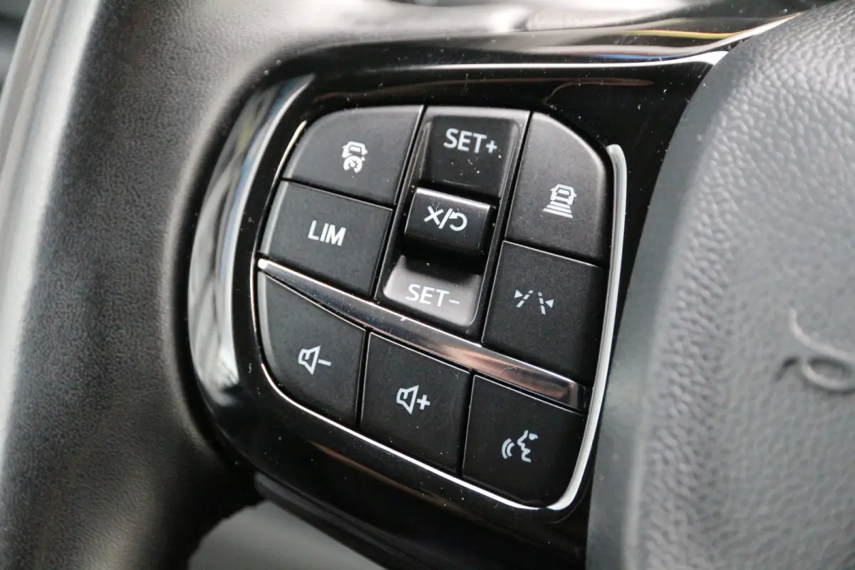 2.0 TDCI 110 | KAR-edition | Navi | Camera | Clima..