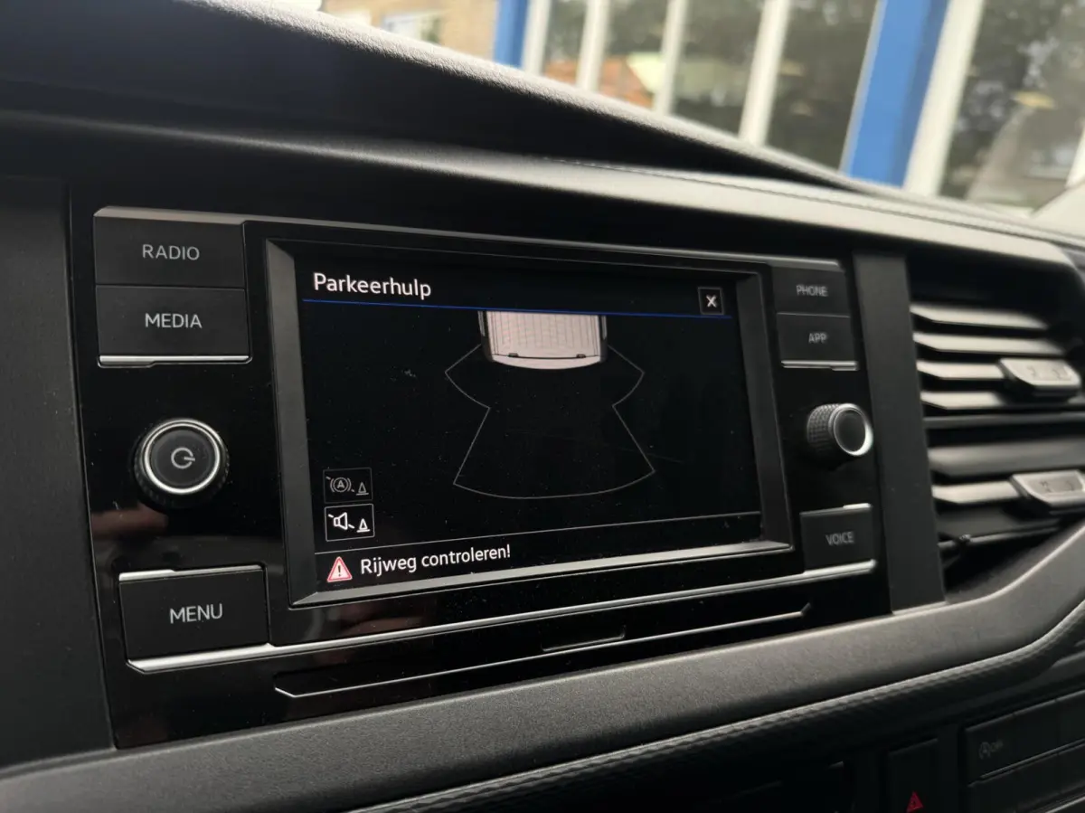 2.0 TDI L2H1 | Cruise | Carplay | PDC