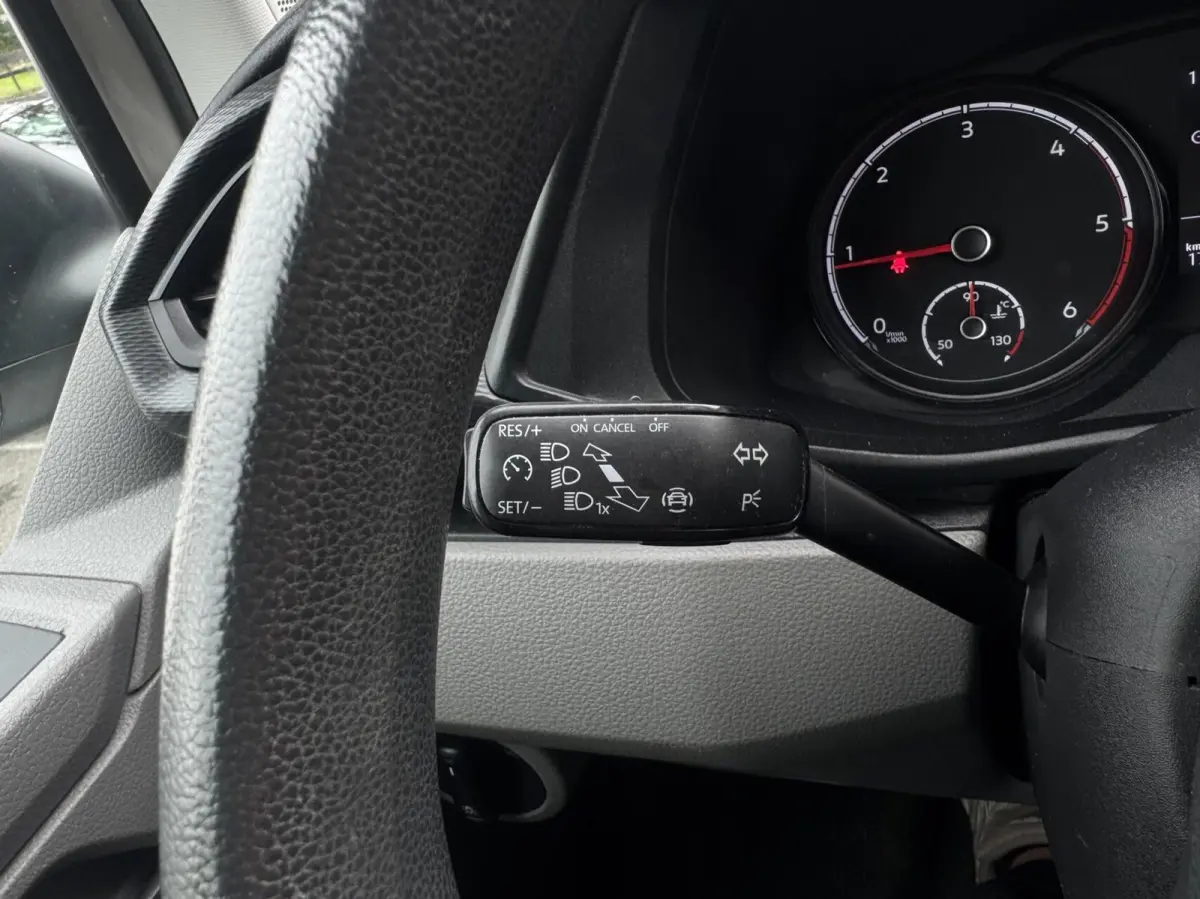 2.0 TDI L2H1 | Cruise | Carplay | PDC