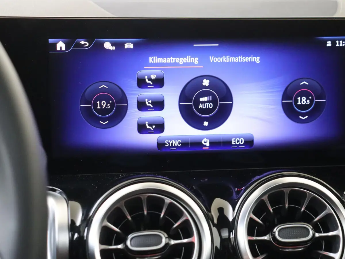 250+ Luxury Line LIMITED 71 kWh Premium Pakket /Panoramadak /Keyless-Go /CarPlay /10.198 KM!