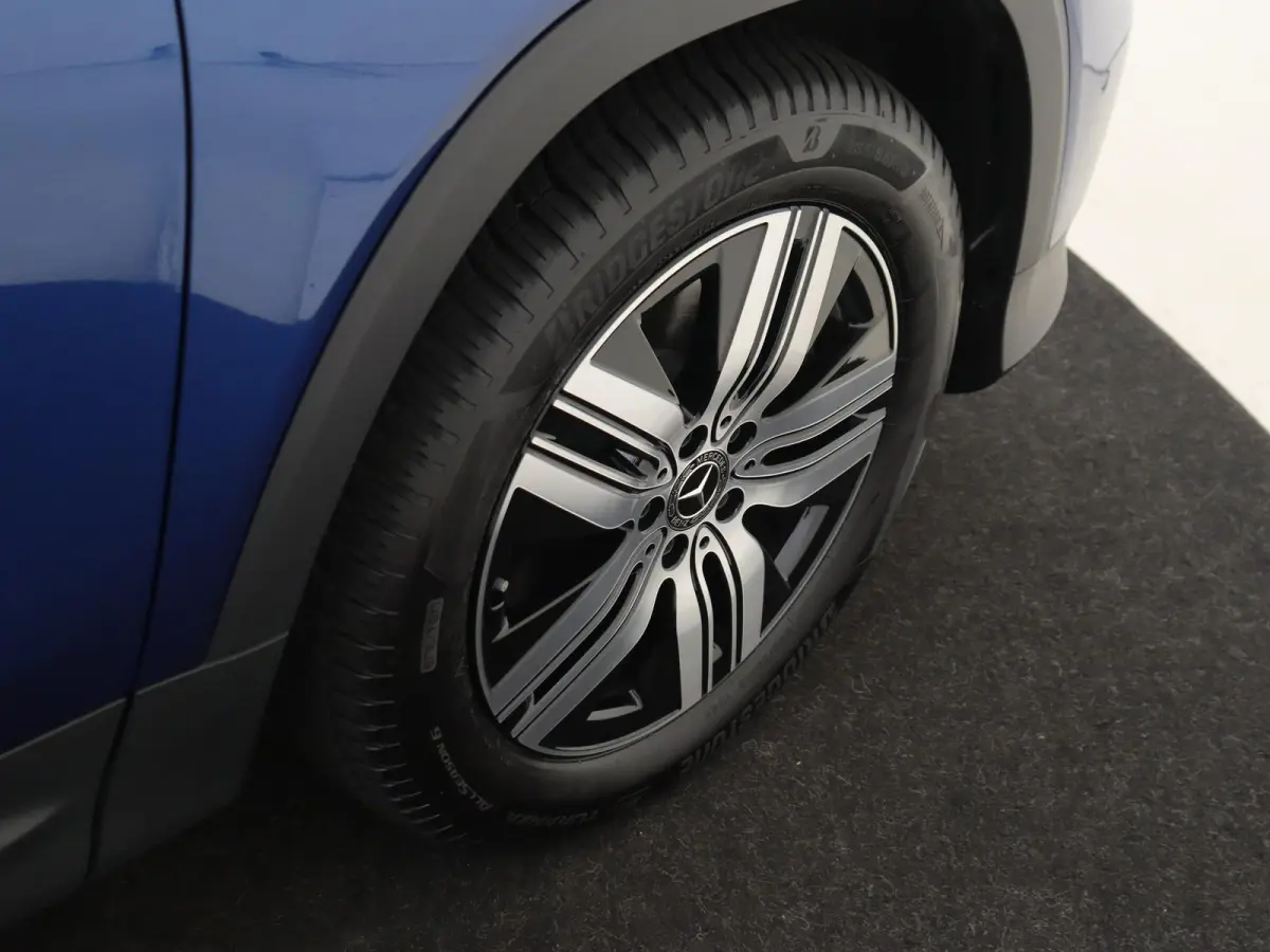 250+ Luxury Line LIMITED 71 kWh Premium Pakket /Panoramadak /Keyless-Go /CarPlay /10.198 KM!
