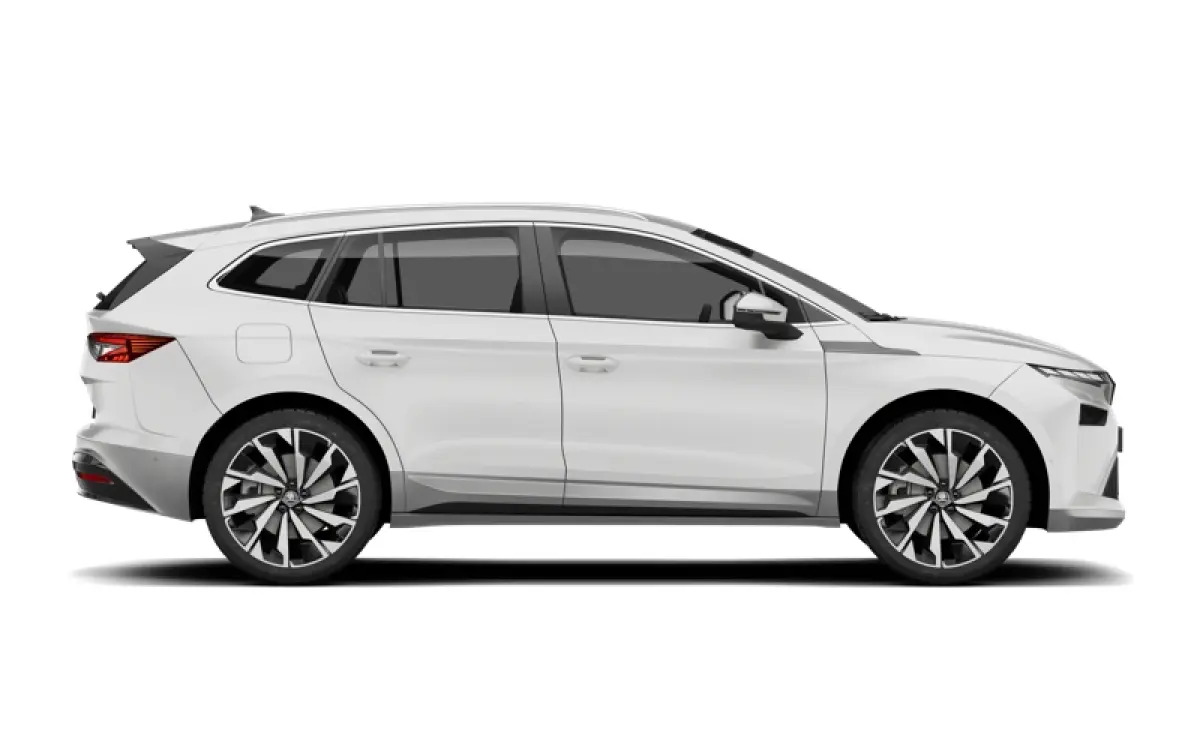 Sportline Tour Edition | 21" Black Pakket Velgen met All-season banden | Chrome interieur accenten | Driving mode select