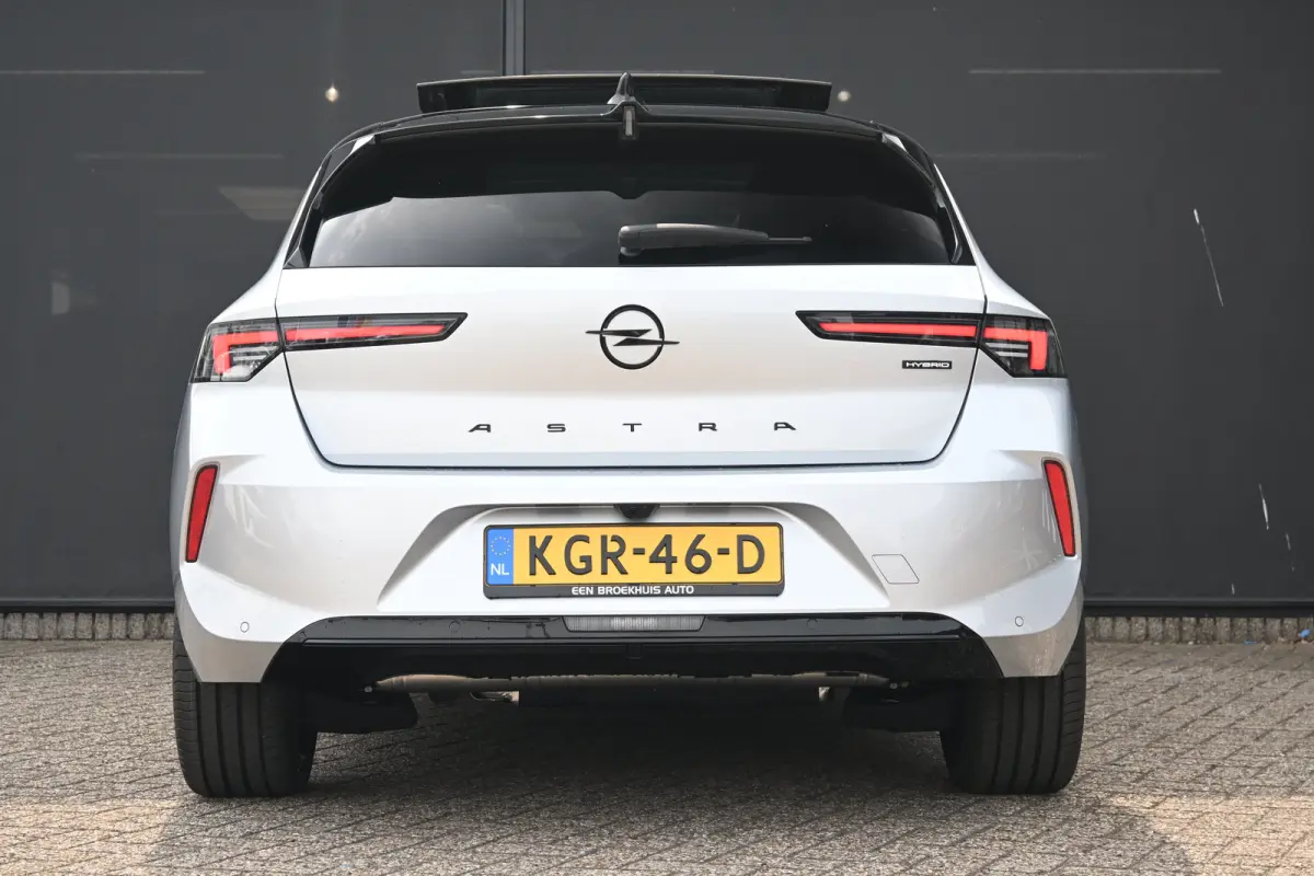 1.6 Turbo Plug In Hybrid Ultimate | Demo-Deal ! | Navigatie | Schuif-/Kanteldak | Massagestoelen | Stoel/Stuurverwarming | HUD | Intelli-Lux Verlichting | !!