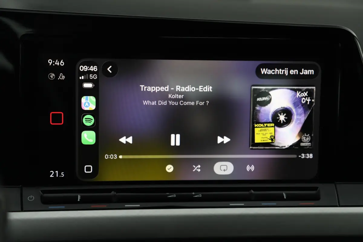 1.0 TSI Life 18 inch R-Line Look Velgen Virtual Cockpit Navigatie Sfeerverlichting Carplay Android Adaptive Cruise Parkeersensor