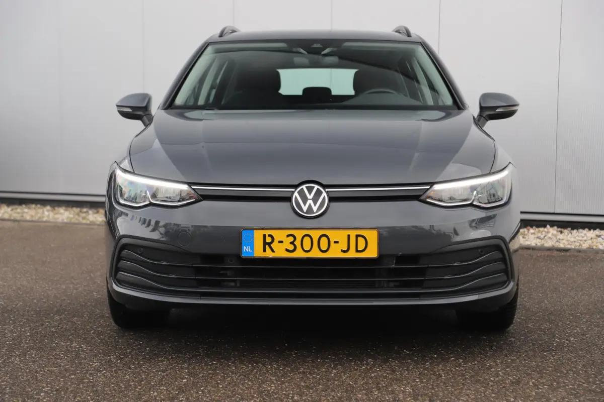 1.0 TSI Life 18 inch R-Line Look Velgen Virtual Cockpit Navigatie Sfeerverlichting Carplay Android Adaptive Cruise Parkeersensor