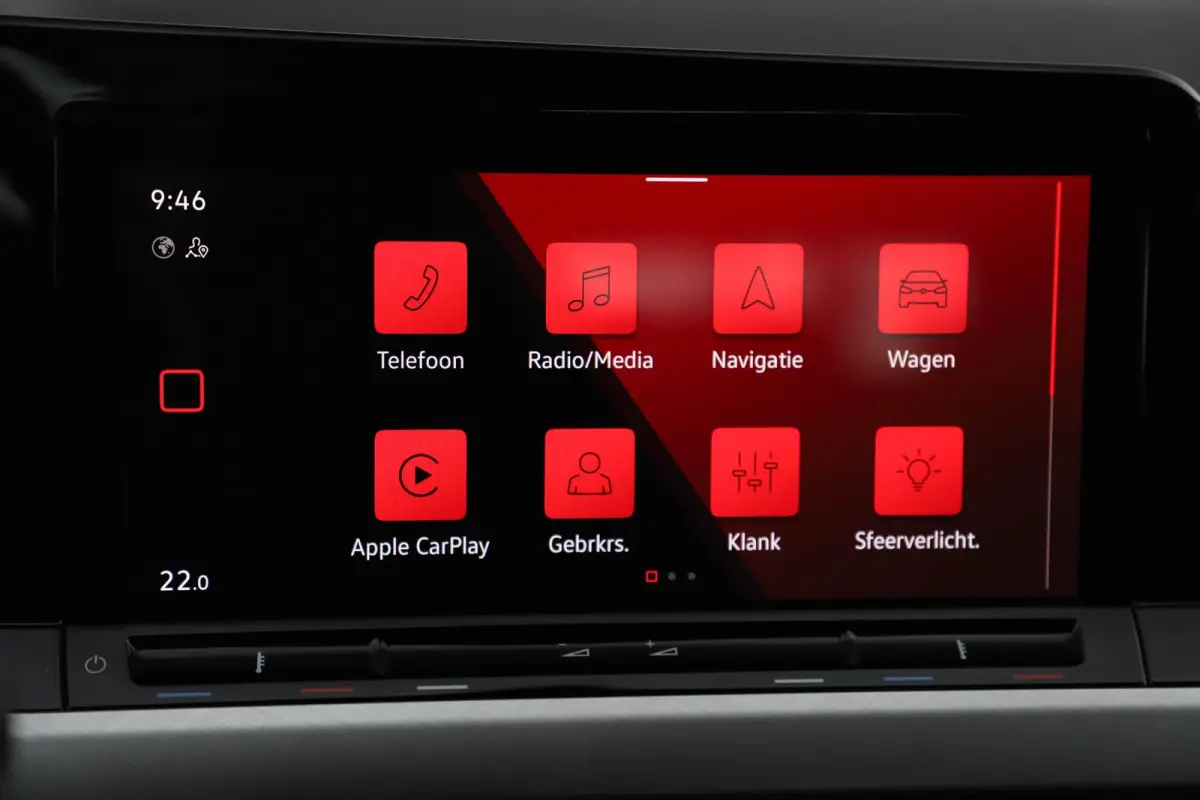 1.0 TSI Life 18 inch R-Line Look Velgen Virtual Cockpit Navigatie Sfeerverlichting Carplay Android Adaptive Cruise Parkeersensor