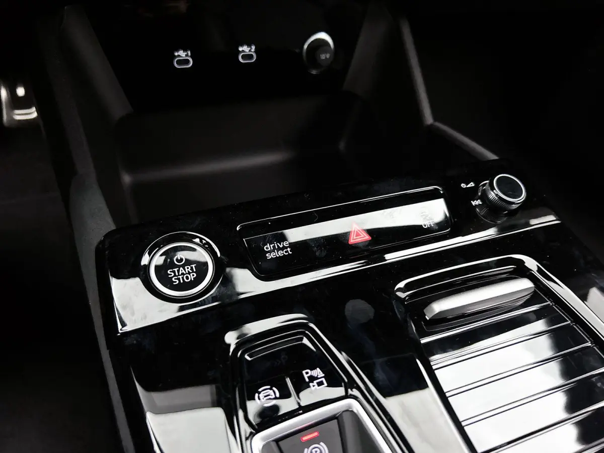 S edition quattro 100 kWh