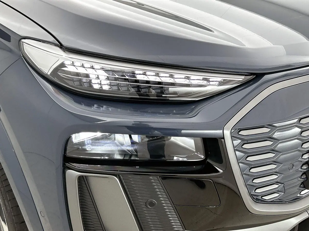 S edition quattro 100 kWh