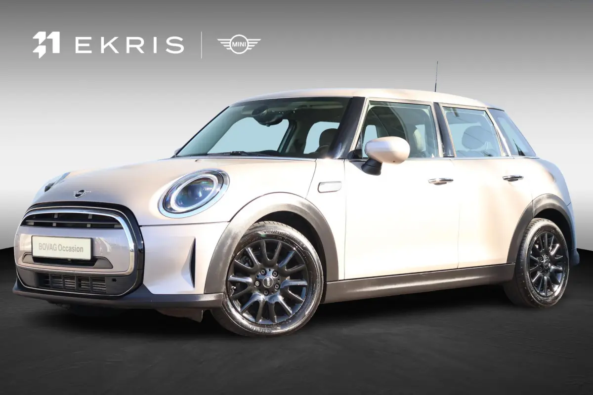 1.5 Cooper Business Edition | 16" Victory Spoke black | Classic Uitvoering | Comfort Plus Pakket | Connected Navigation Pakket | Rooftop Grey NEXT