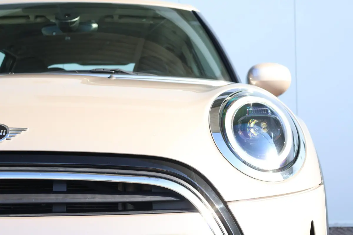 1.5 Cooper Business Edition | 16" Victory Spoke black | Classic Uitvoering | Comfort Plus Pakket | Connected Navigation Pakket | Rooftop Grey NEXT