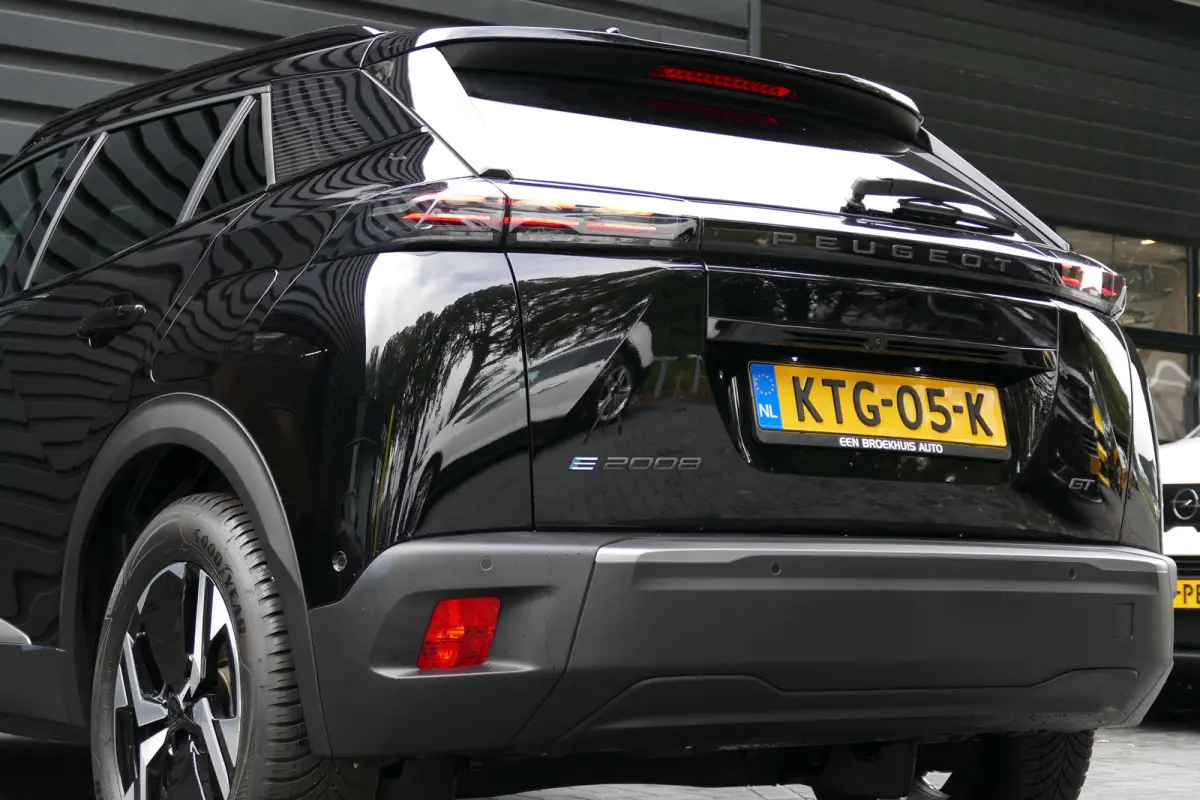 136PK 50KWH GT / CAMERA V+A / KEYLESS / FULL-LED / 17"LMV /  NAVI / CLIMA / PDC / BLUETOOTH / CRUISECONTROL / 1E EIGENAAR / SCHITTERENDE STAAT !!