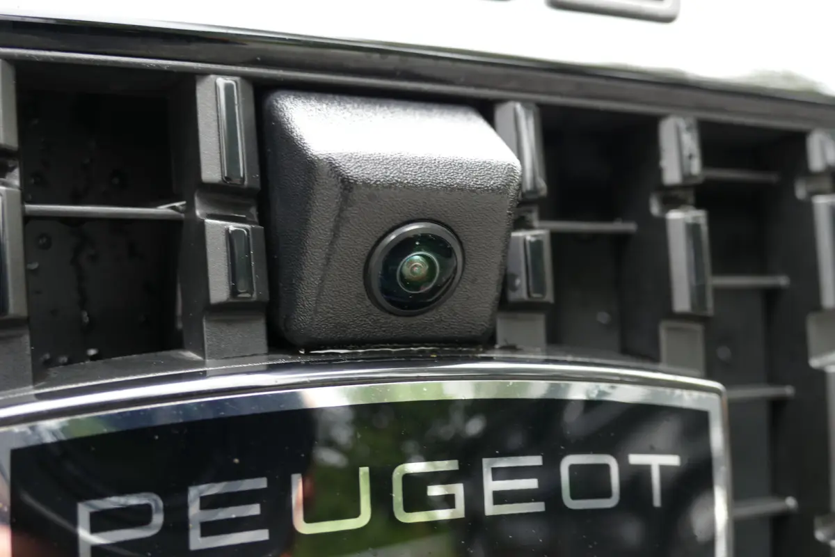 136PK 50KWH GT / CAMERA V+A / KEYLESS / FULL-LED / 17"LMV /  NAVI / CLIMA / PDC / BLUETOOTH / CRUISECONTROL / 1E EIGENAAR / SCHITTERENDE STAAT !!
