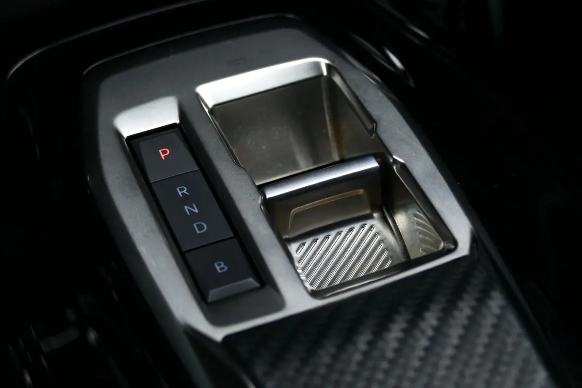 136PK 50KWH GT / CAMERA V+A / KEYLESS / FULL-LED / 17"LMV /  NAVI / CLIMA / PDC / BLUETOOTH / CRUISECONTROL / 1E EIGENAAR / SCHITTERENDE STAAT !!