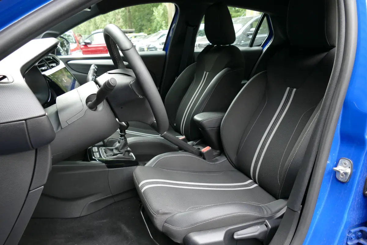 1.2 TURBO 100PK GS / CAMERA / LED / 17"LMV / NAVI / AIRCO / PDC / BLUETOOTH / CRUISECONTROL / 1E EIGENAAR / SCHITTERENDE STAAT !!