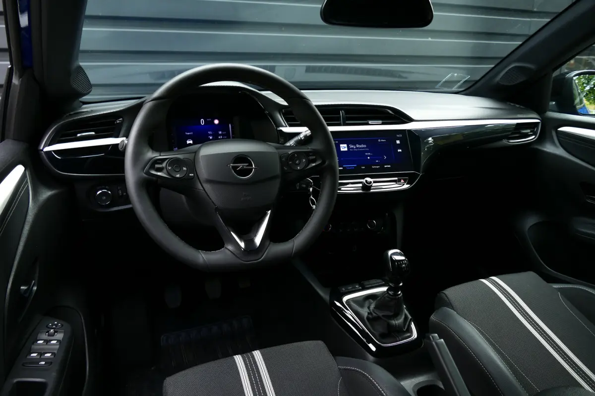1.2 TURBO 100PK GS / CAMERA / LED / 17"LMV / NAVI / AIRCO / PDC / BLUETOOTH / CRUISECONTROL / 1E EIGENAAR / SCHITTERENDE STAAT !!