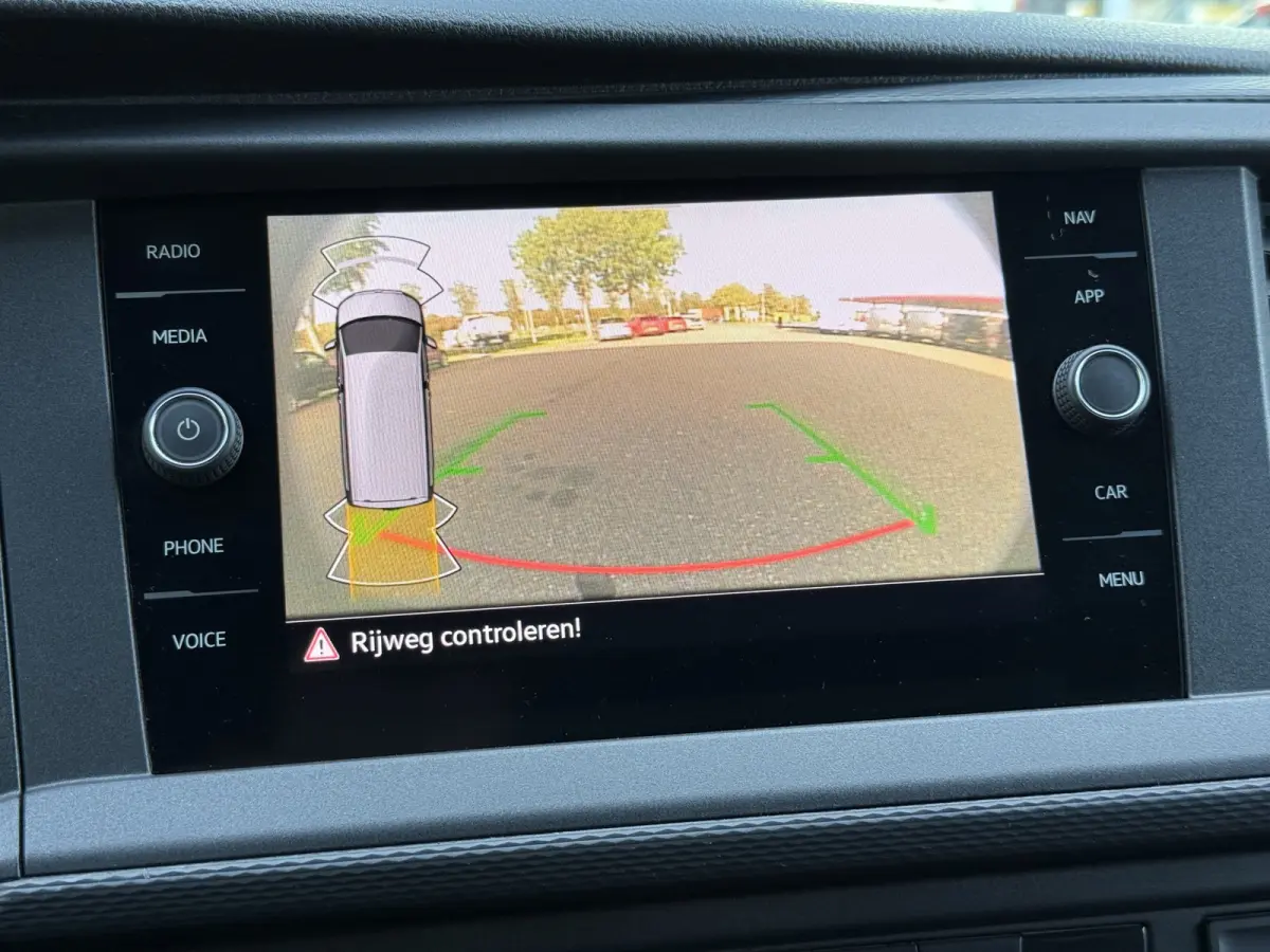 2.0 TDI L2H1 28 ZB-Edition | NL-auto | 1e Eig | Carplay | Camera | Trekhaak