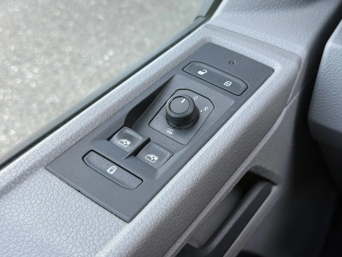 2.0 TDI L2H1 28 ZB-Edition | NL-auto | 1e Eig | Carplay | Camera | Trekhaak