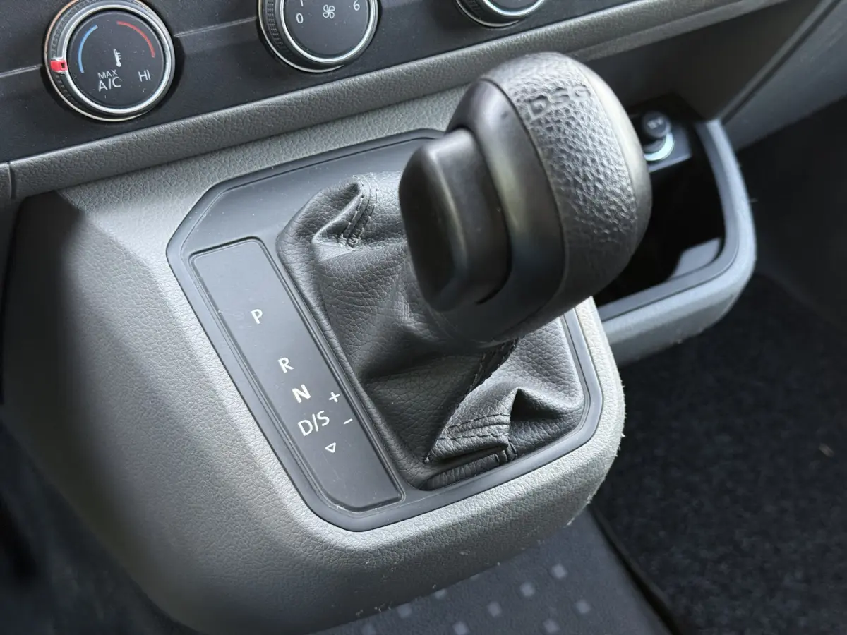 2.0 TDI L2H1 28 ZB-Edition | NL-auto | 1e Eig | Carplay | Camera | Trekhaak