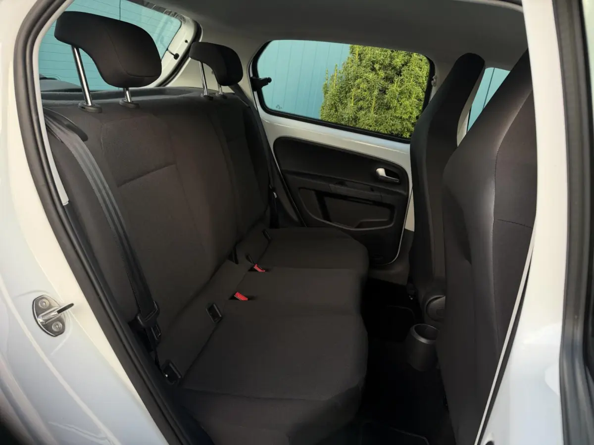Up! 1.0 AC | BLUETOOTH | DAB | LANE.ASSIST | NAP