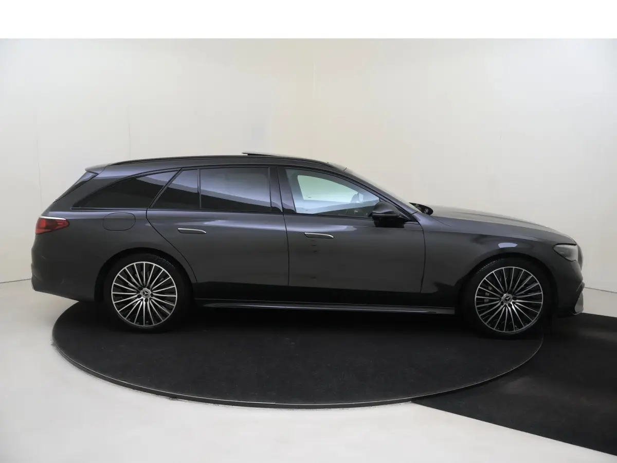 300 e Sport Edition /Panoramadak /Memory /Superscreen /360 Camera /Distronic /20 Inch