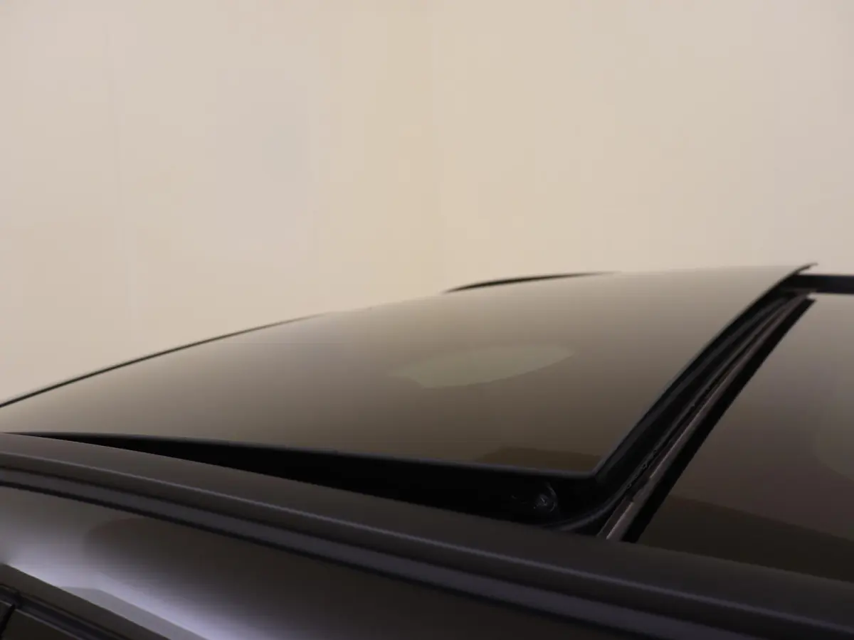 300 e Sport Edition /Panoramadak /Memory /Superscreen /360 Camera /Distronic /20 Inch