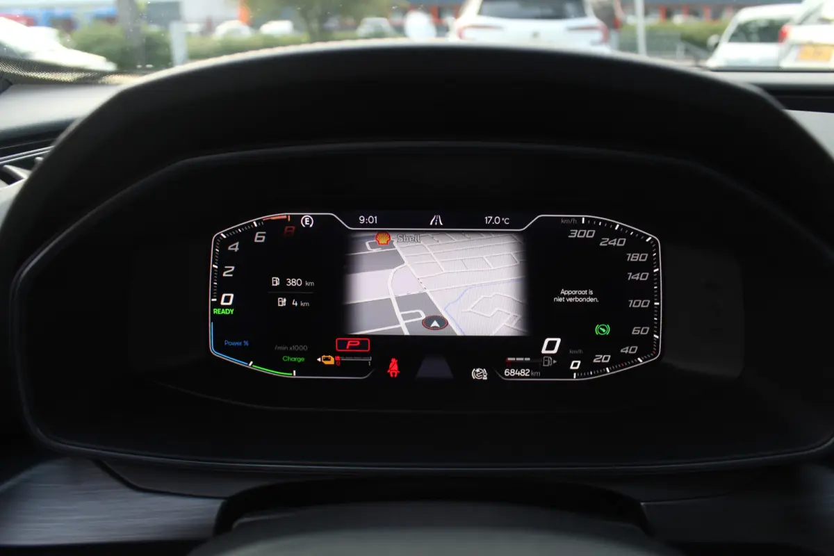 1.4 TSI e-Hybrid Essential Apple Carplay/Android Auto l Voorstoelen verwarmd l Keyless entry / start l stuur verwarmd