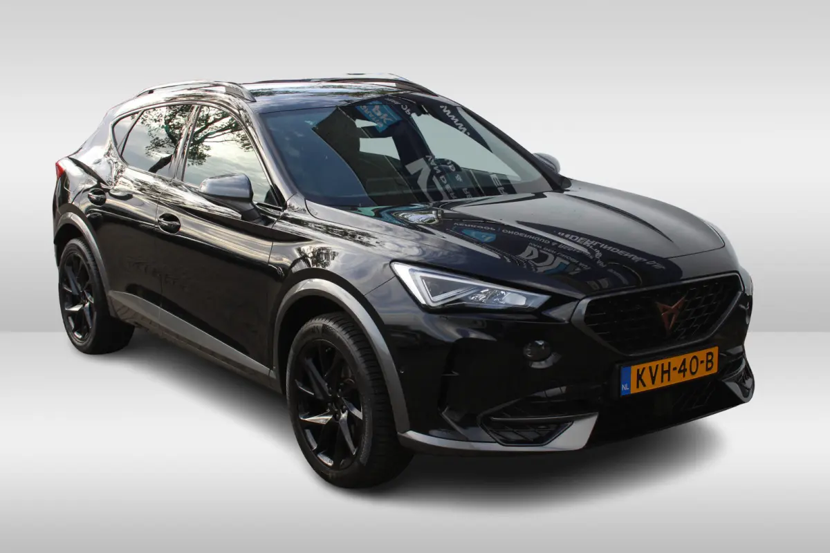 1.4 TSI e-Hybrid Essential Apple Carplay/Android Auto l Voorstoelen verwarmd l Keyless entry / start l stuur verwarmd