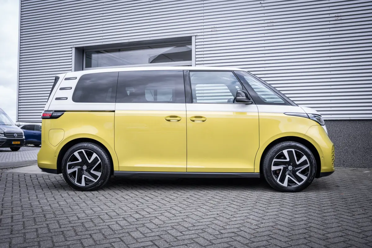 1st 77kWh 204pk | Trekhaak | SOH 96% | Elektrische schuifdeuren | Elektrische achterklep | Adaptive cruise control | Stoelverwarming | 20" LMV