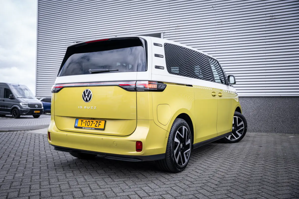 1st 77kWh 204pk | Trekhaak | SOH 96% | Elektrische schuifdeuren | Elektrische achterklep | Adaptive cruise control | Stoelverwarming | 20" LMV