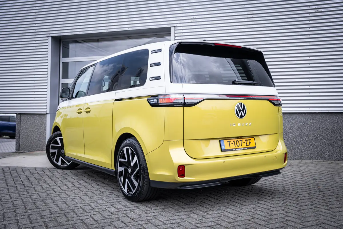 1st 77kWh 204pk | Trekhaak | SOH 96% | Elektrische schuifdeuren | Elektrische achterklep | Adaptive cruise control | Stoelverwarming | 20" LMV