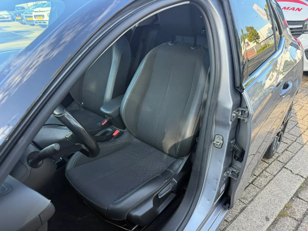 1.2 Sport Sky, Panorama, Navigatie, Dealer auto, Stoel/Stuur verwarming, Airco