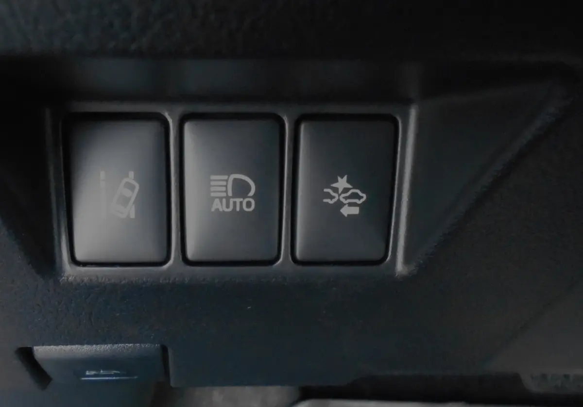 1.5 Hybrid Aspiration,Automaat,Navi,Camera