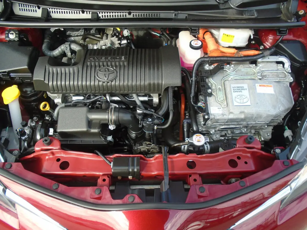 1.5 Hybrid Aspiration,Automaat,Navi,Camera