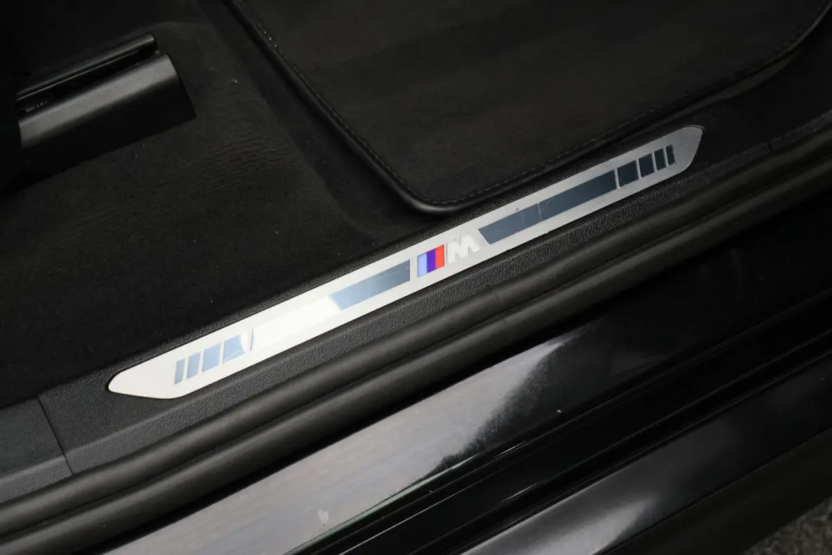 xDrive45e High Executive Laser, Panoramadak, Head-Up, 360° Camera, ACC, Luchtvering, H&K, Trekhaak, 22"